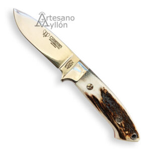 Cuchillo Cudeman Akeley 254-C con hoja de acero Böhler N690Co y mango de asta de ciervo