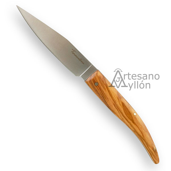 Navaja Tramuntana N92O abierta, con hoja satinada de acero inoxidable 440 de 8,4 cm y mango de madera de olivo pulido.