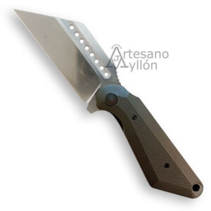 Navaja Bastards Tibia abierta con hoja Sax CPM 3V