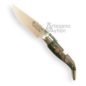 Navaja Joker Bandolera NF-120 abierta, con hoja satinada tipo Clip Point y mango de asta de búfalo oscuro con mosaico decorativo y virola metálica.