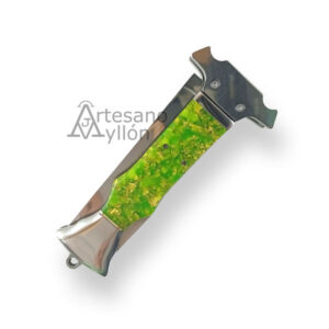 Navaja Third N200V cerrada con mango verde fluorescente