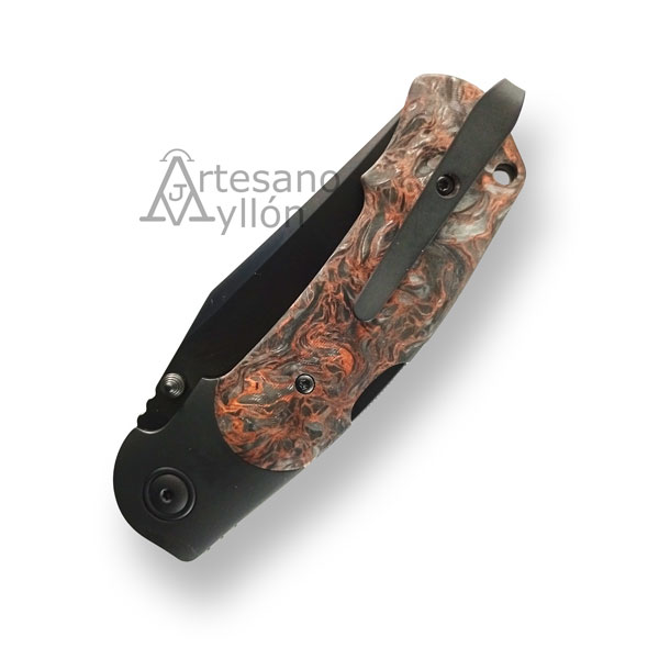 Navaja Viper Turn V5986DFC cerrada vista trasera con clip de bolsillo negro, bloqueo trasero back lock y orificio para cordón de seguridad.