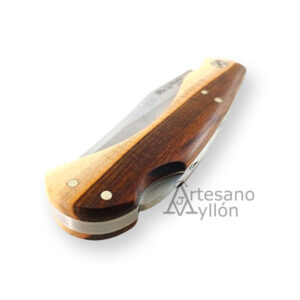 Navaja Miguel Nieto Iberia 649-PI con hoja MOVA 1.4116 de 8 cm, mango de madera de pistacho natural y bloqueo Back Lock. Fabricada en Albacete.