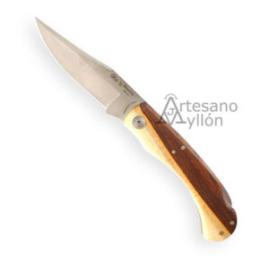 Navaja Miguel Nieto Iberia 649-PI con hoja MOVA 1.4116 de 8 cm, mango de madera de pistacho natural y bloqueo Back Lock. Fabricada en Albacete.