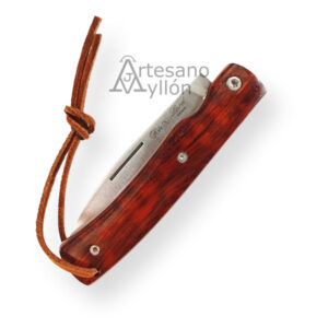Navaja Miguel Nieto Lord 370-AN con hoja MOVA 1.4116 de 7,5 cm, mango de madera de amourette, cierre de pistón a dos tiempos y cordón fiador.